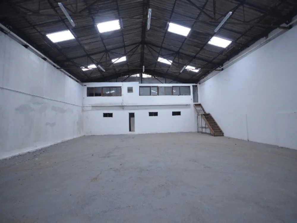 Depósito-Galpão, 1300 m² - Foto 1