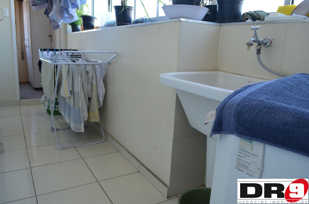Apartamento à venda com 3 quartos, 112m² - Foto 7