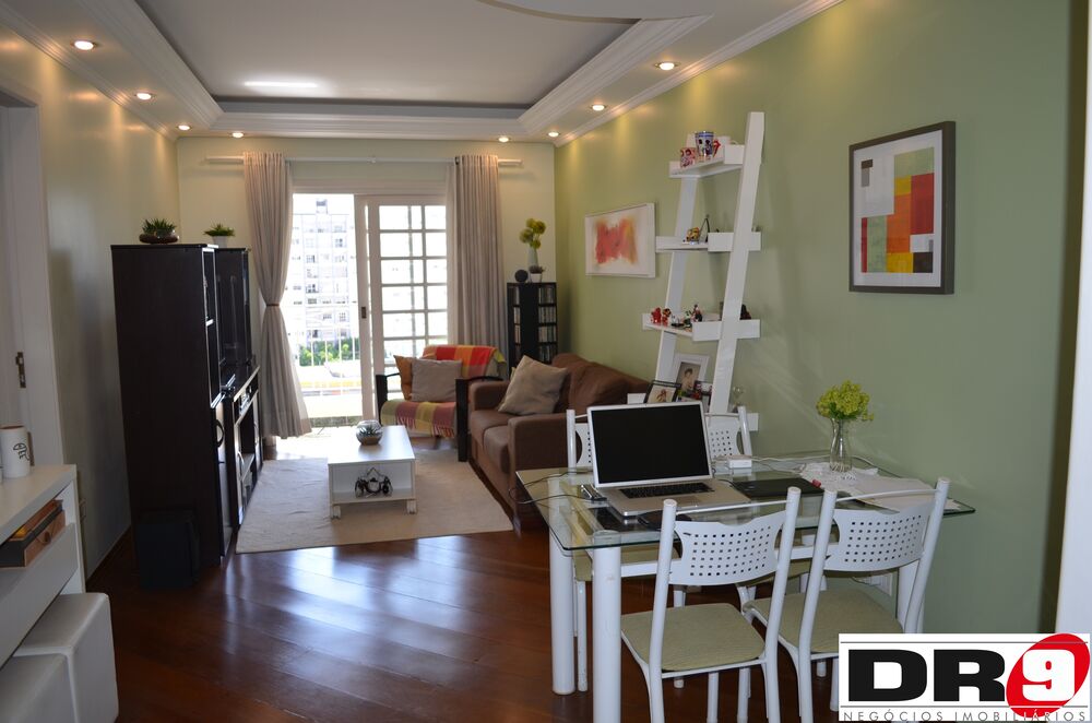 Apartamento à venda com 3 quartos, 112m² - Foto 2
