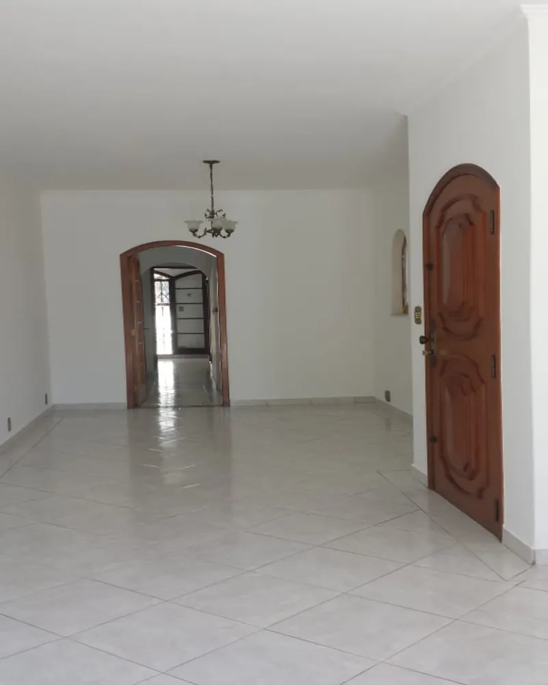Casa, 3 quartos, 244 m² - Foto 4