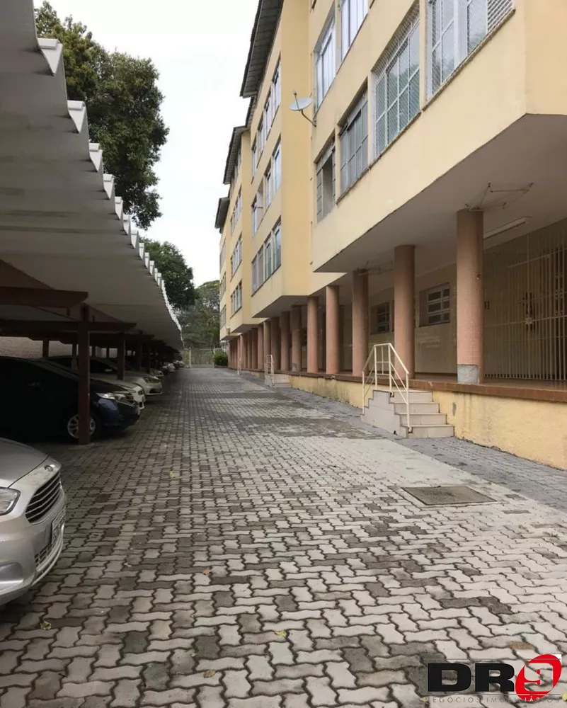 Apartamento à venda com 2 quartos, 58m² - Foto 2