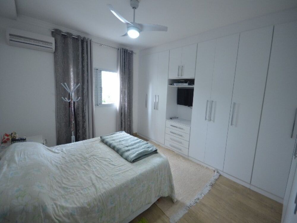 Casa, 3 quartos, 220 m² - Foto 1