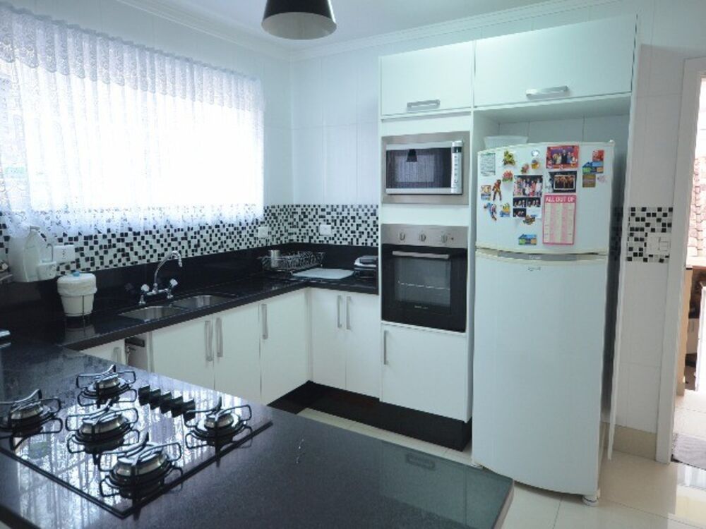 Casa, 3 quartos, 220 m² - Foto 2