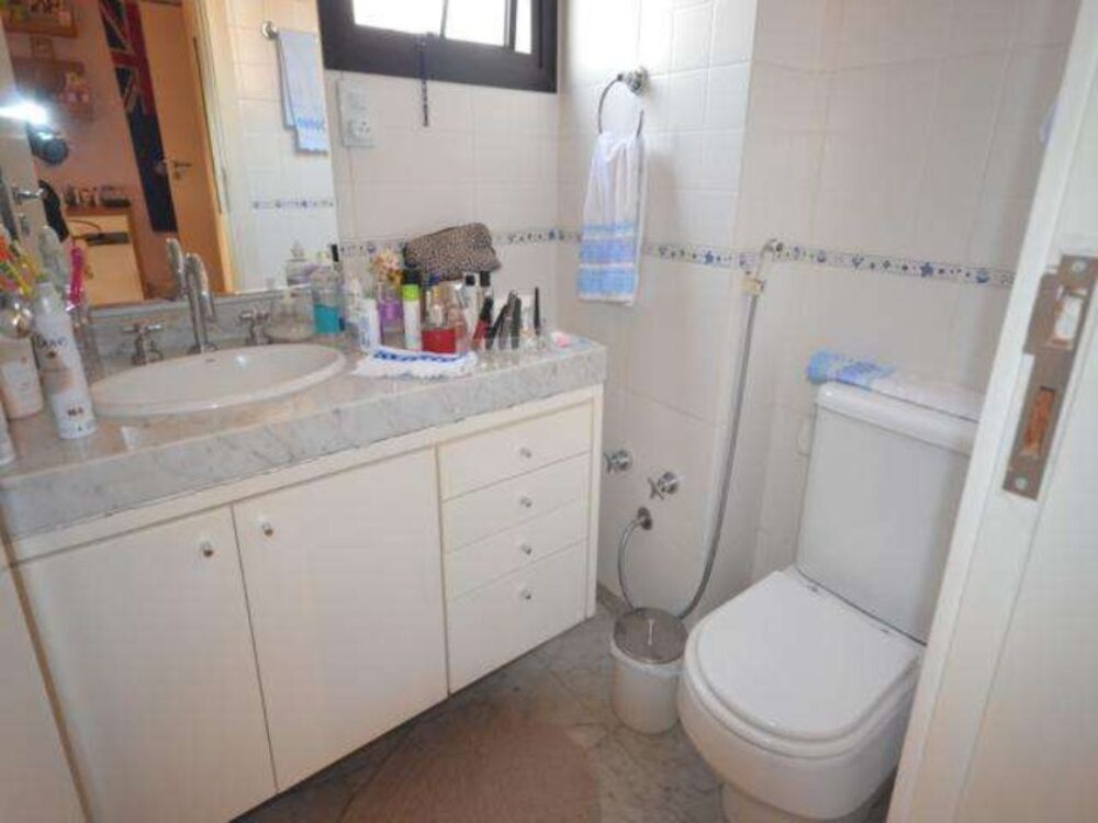 Casa de Condomínio à venda com 4 quartos, 480m² - Foto 5