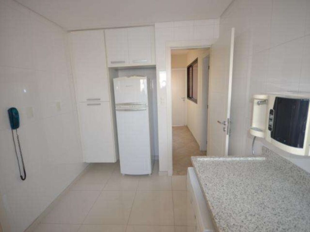 Casa de Condomínio à venda com 4 quartos, 480m² - Foto 8