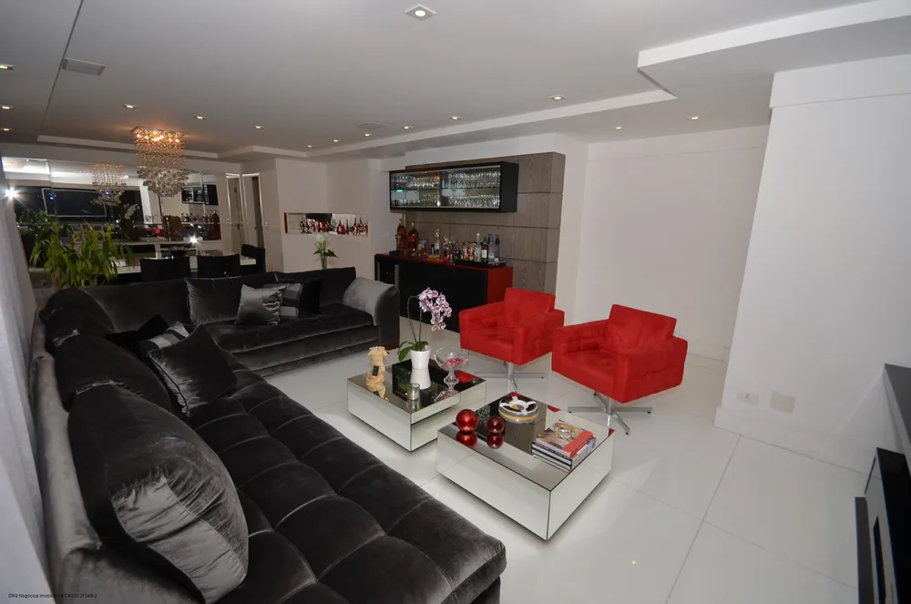 Apartamento, 4 quartos, 147 m² - Foto 1