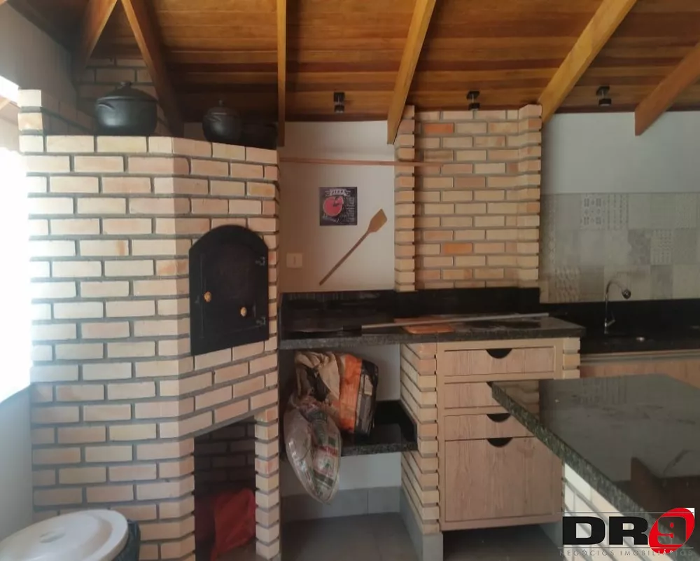 Apartamento à venda com 3 quartos, 132m² - Foto 2