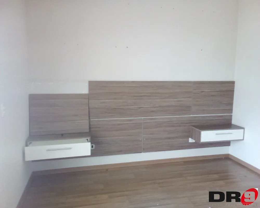 Casa, 3 quartos, 196 m² - Foto 2