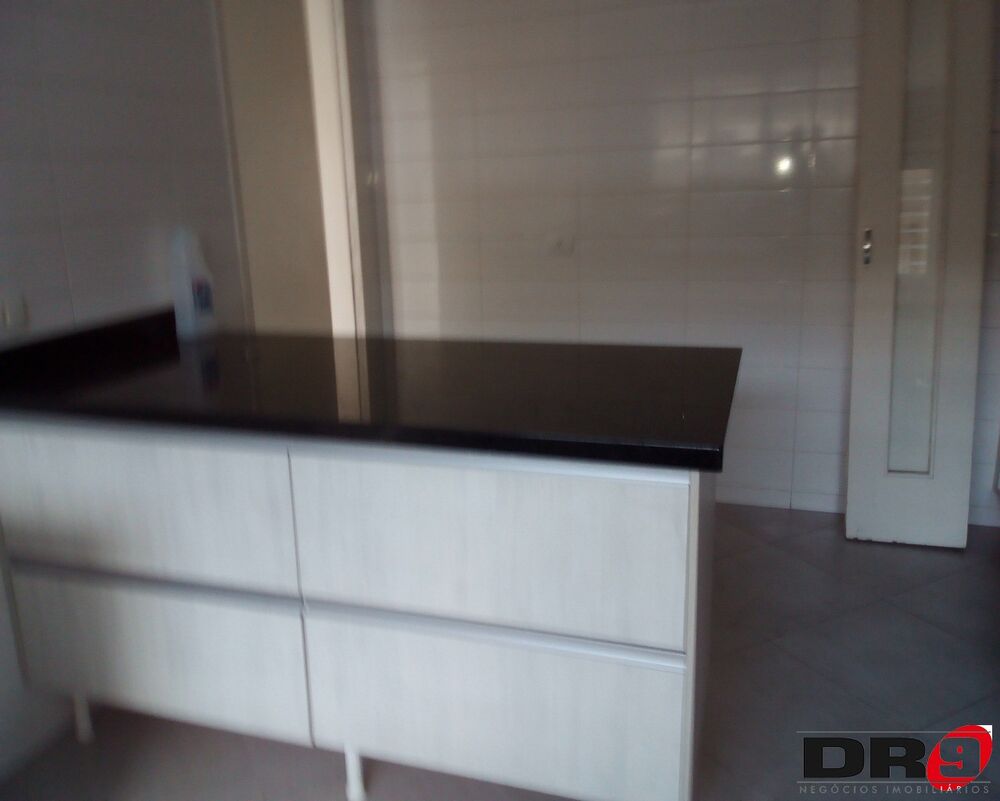 Casa, 3 quartos, 196 m² - Foto 1