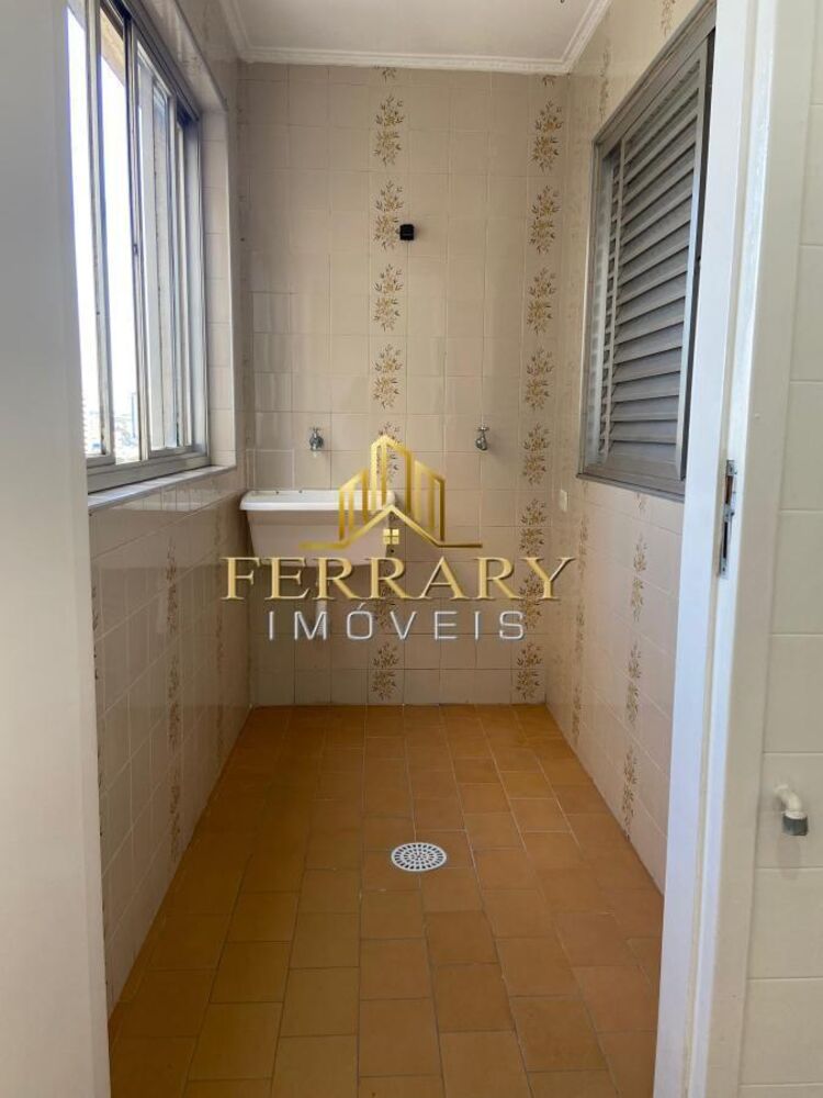 Apartamento para alugar com 2 quartos, 80m² - Foto 4