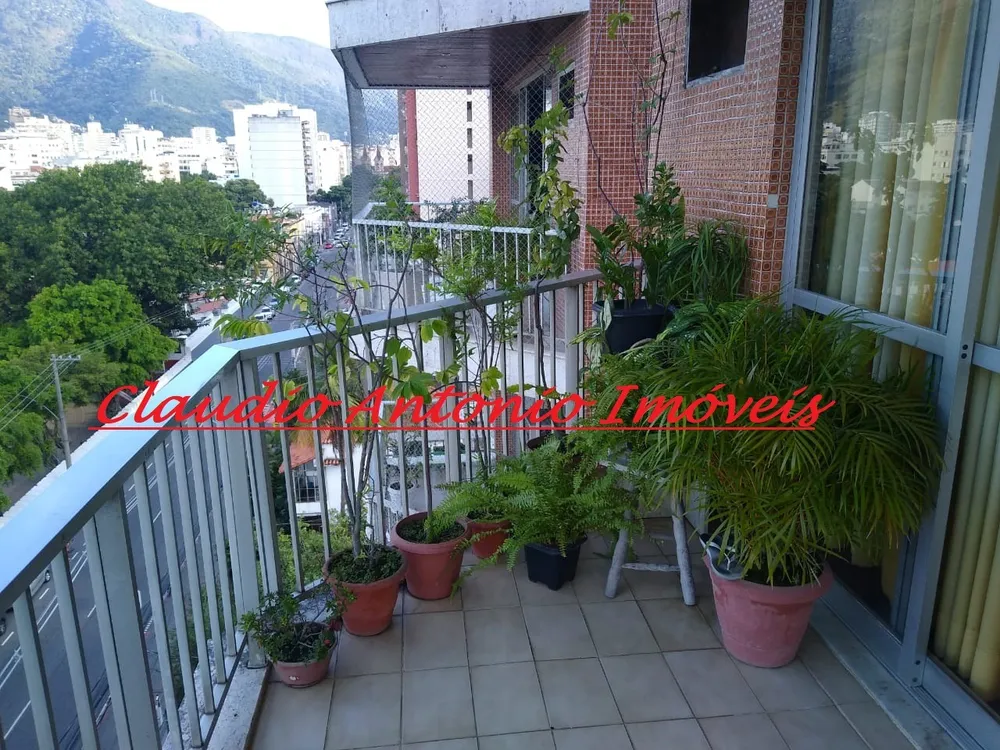 Apartamento, 3 quartos, 132 m² - Foto 1