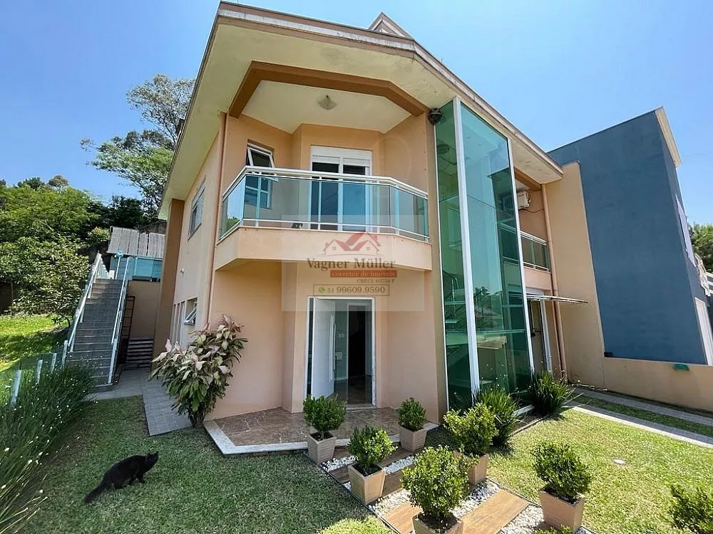 Casa, 3 quartos, 297 m² - Foto 1