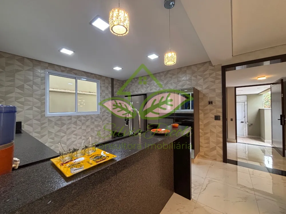 Casa, 4 quartos, 310 m² - Foto 2