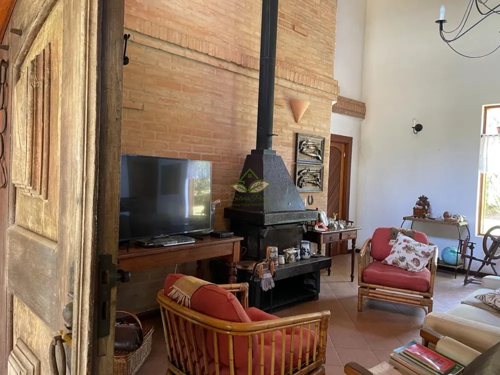 Chácara, 2 quartos, 1598 m² - Foto 1
