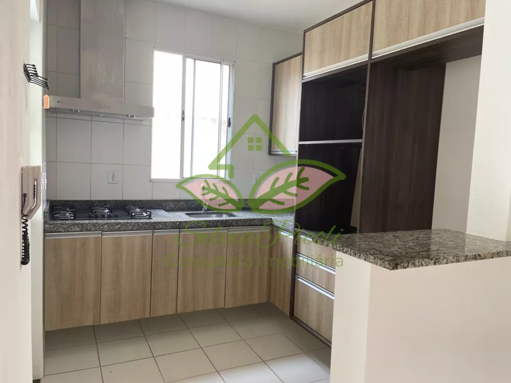 Casa de Condomínio à venda com 3 quartos, 100m² - Foto 2