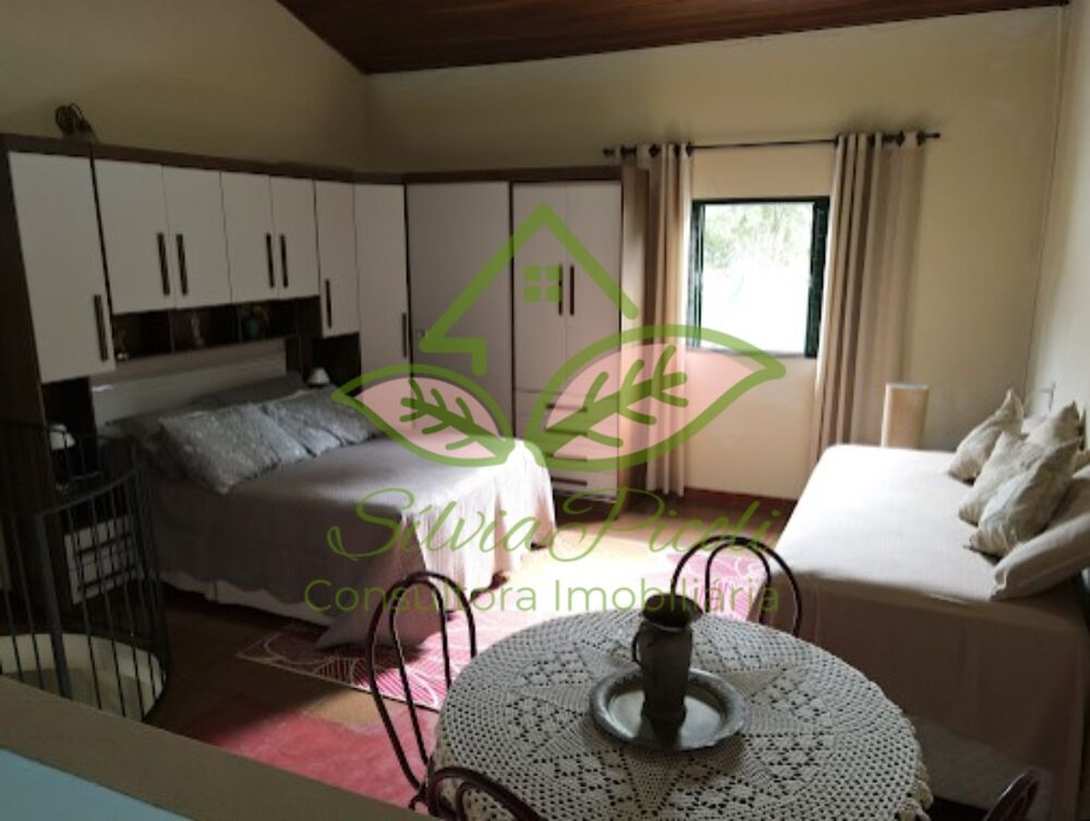 Chácara à venda com 5 quartos, 262m² - Foto 4
