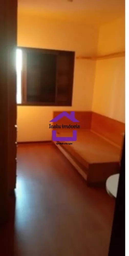 Apartamento para alugar com 3 quartos, 133m² - Foto 3