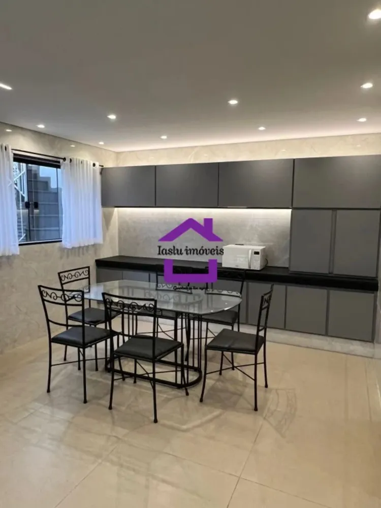 Sobrado, 4 quartos, 220 m² - Foto 1