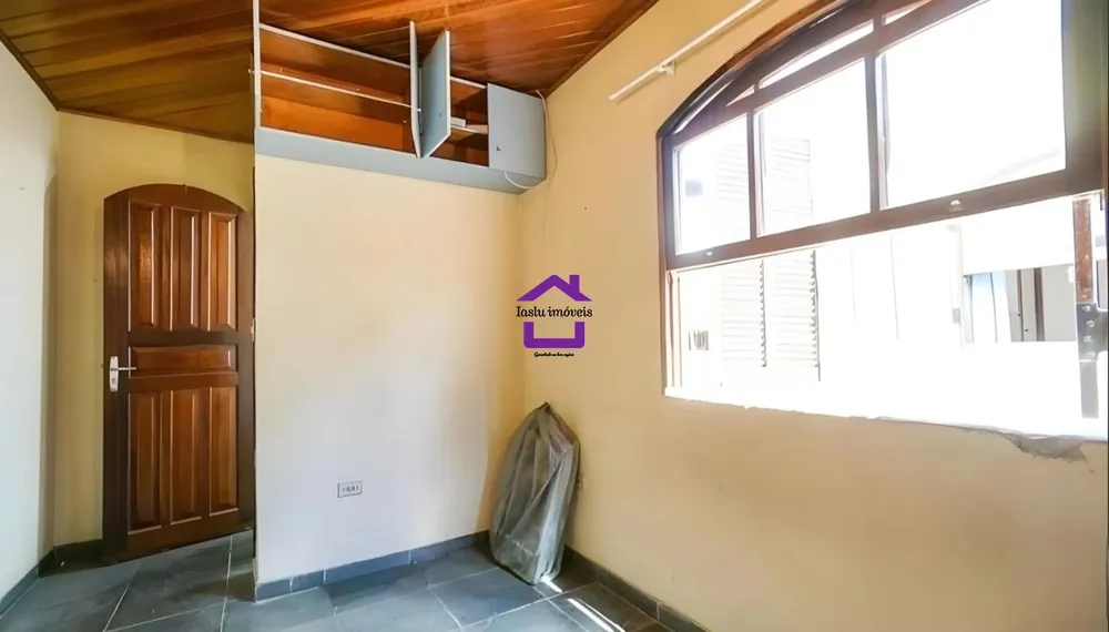 Sobrado, 3 quartos, 210 m² - Foto 2