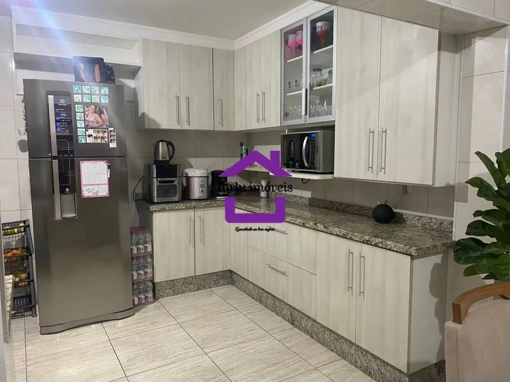 Casa, 3 quartos, 170 m² - Foto 2