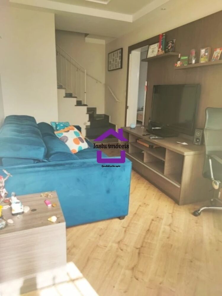 Casa de Condomínio à venda com 2 quartos, 69m² - Foto 1