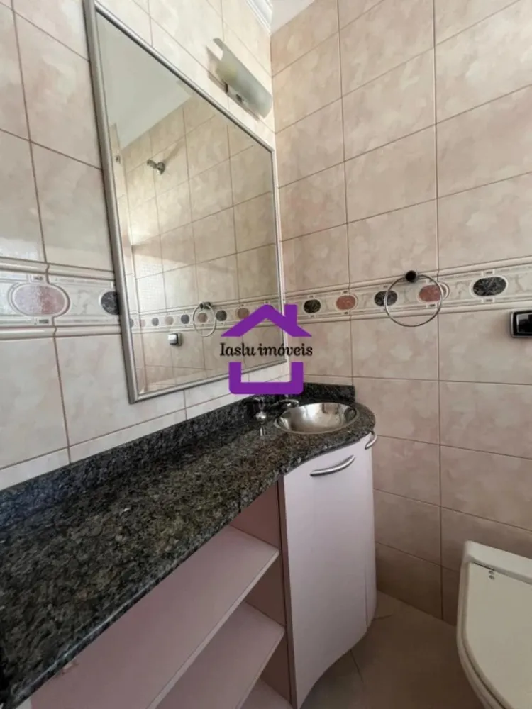 Sobrado, 3 quartos, 237 m² - Foto 1