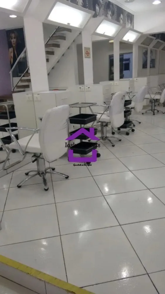 Sobrado, 8 quartos, 200 m² - Foto 1