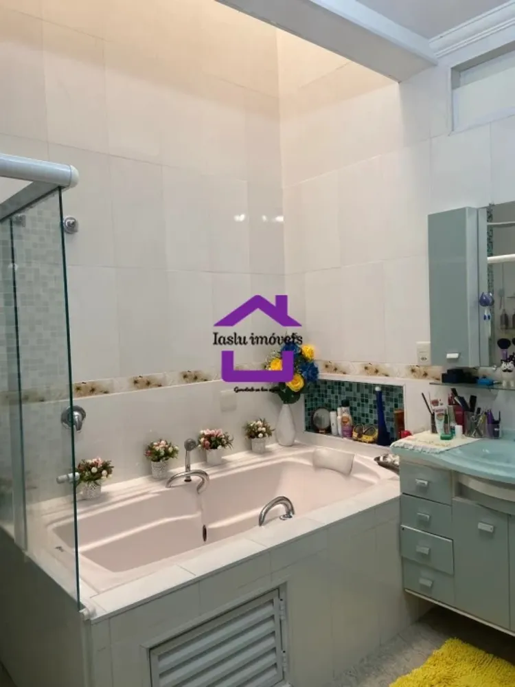Sobrado, 5 quartos, 250 m² - Foto 1