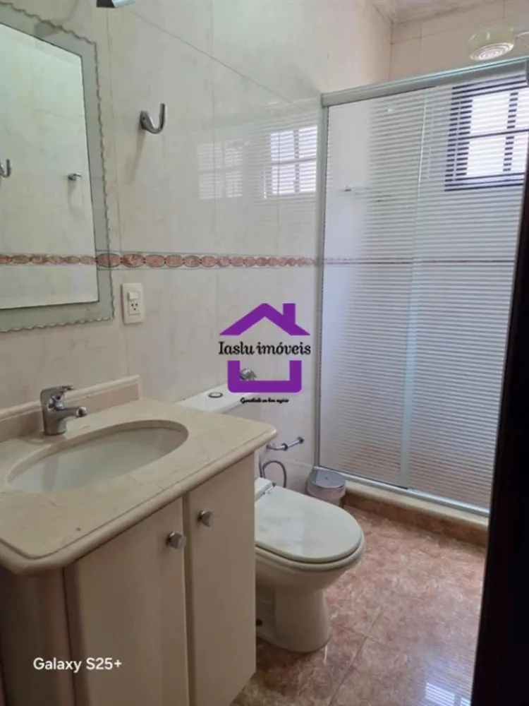 Sobrado, 3 quartos, 303 m² - Foto 2