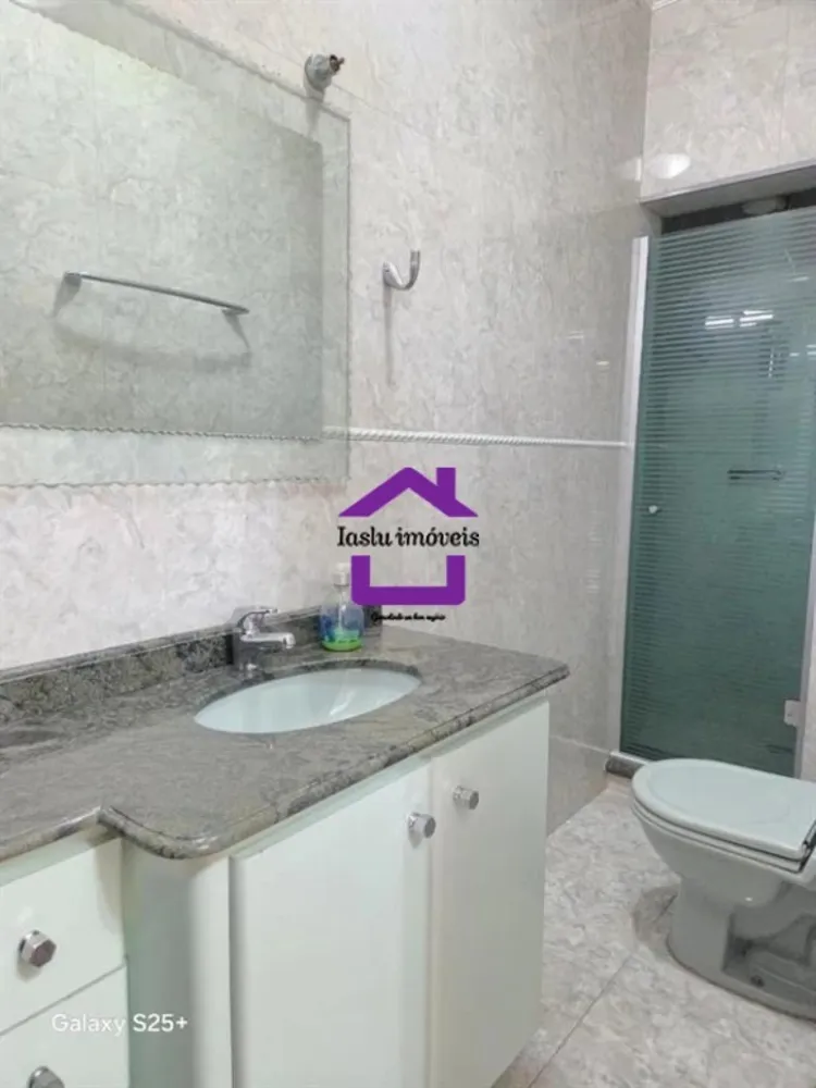 Sobrado, 3 quartos, 303 m² - Foto 1