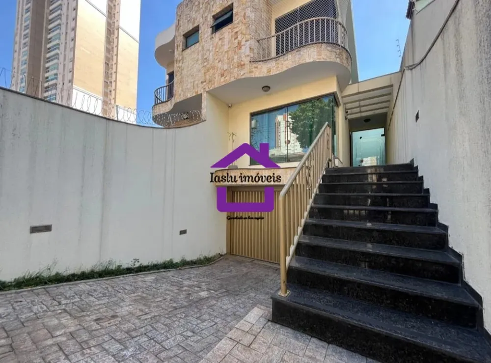 Sobrado, 3 quartos, 233 m² - Foto 1
