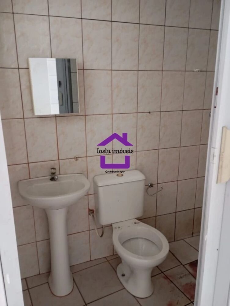 Casa para alugar com 1 quarto, 45m² - Foto 4
