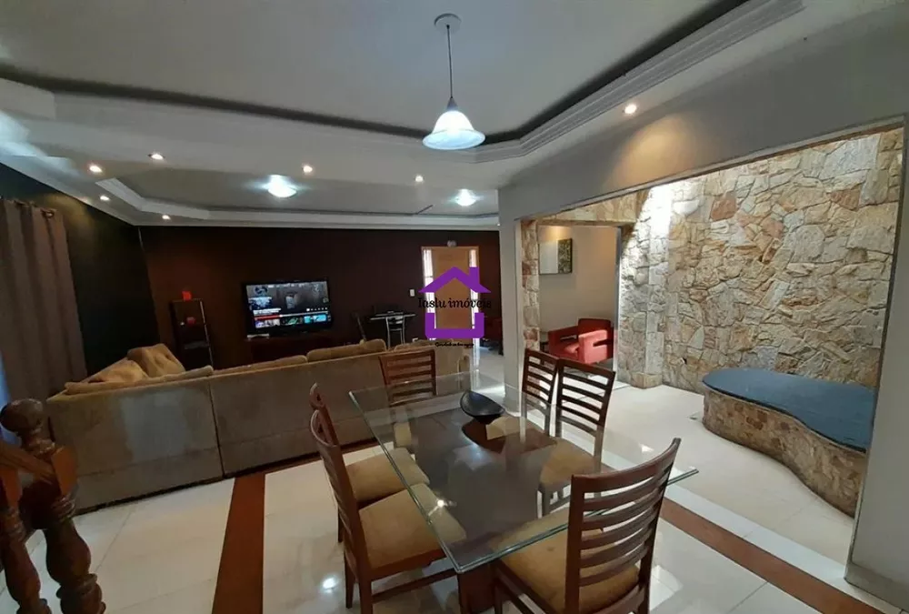Sobrado, 3 quartos, 200 m² - Foto 2