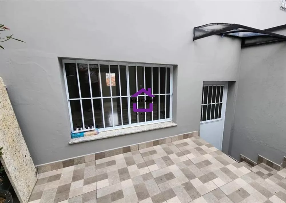 Casa para alugar com 2 quartos, 45m² - Foto 2