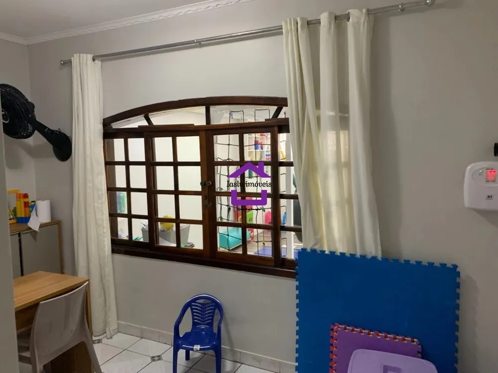 Sobrado, 3 quartos, 225 m² - Foto 3