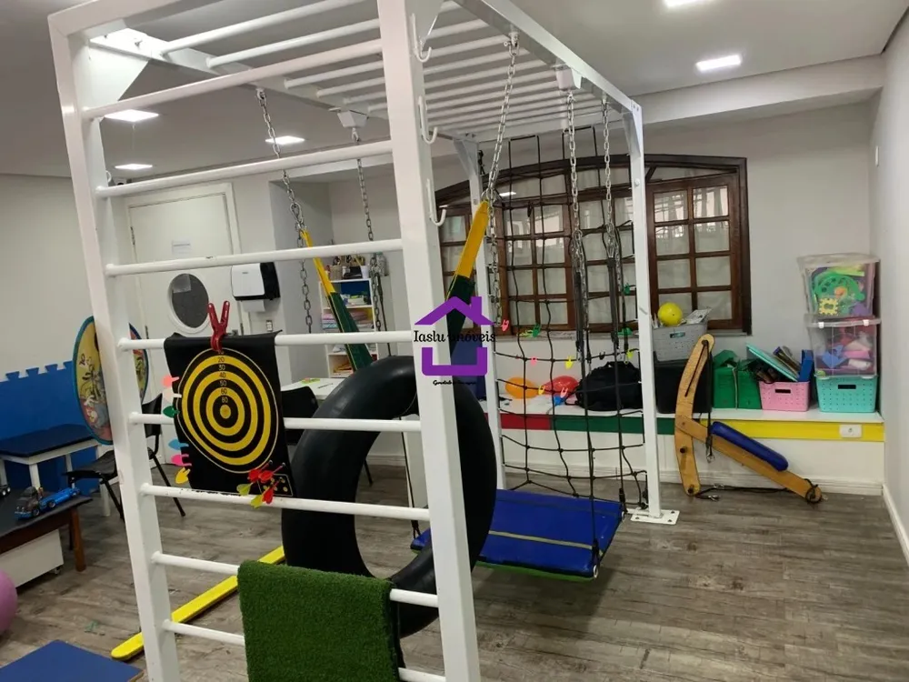 Sobrado, 3 quartos, 225 m² - Foto 2
