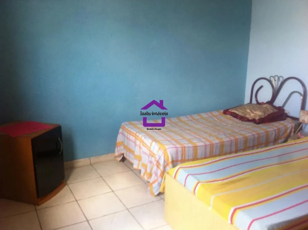 Casa, 4 quartos, 250 m² - Foto 3
