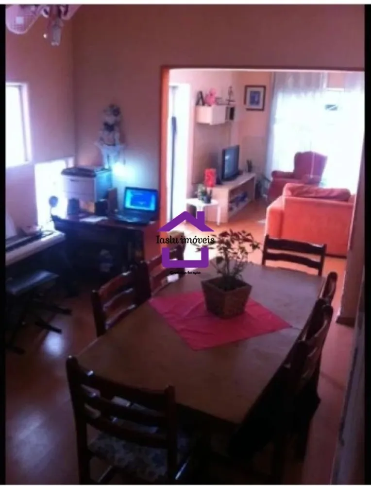 Casa, 4 quartos, 250 m² - Foto 2