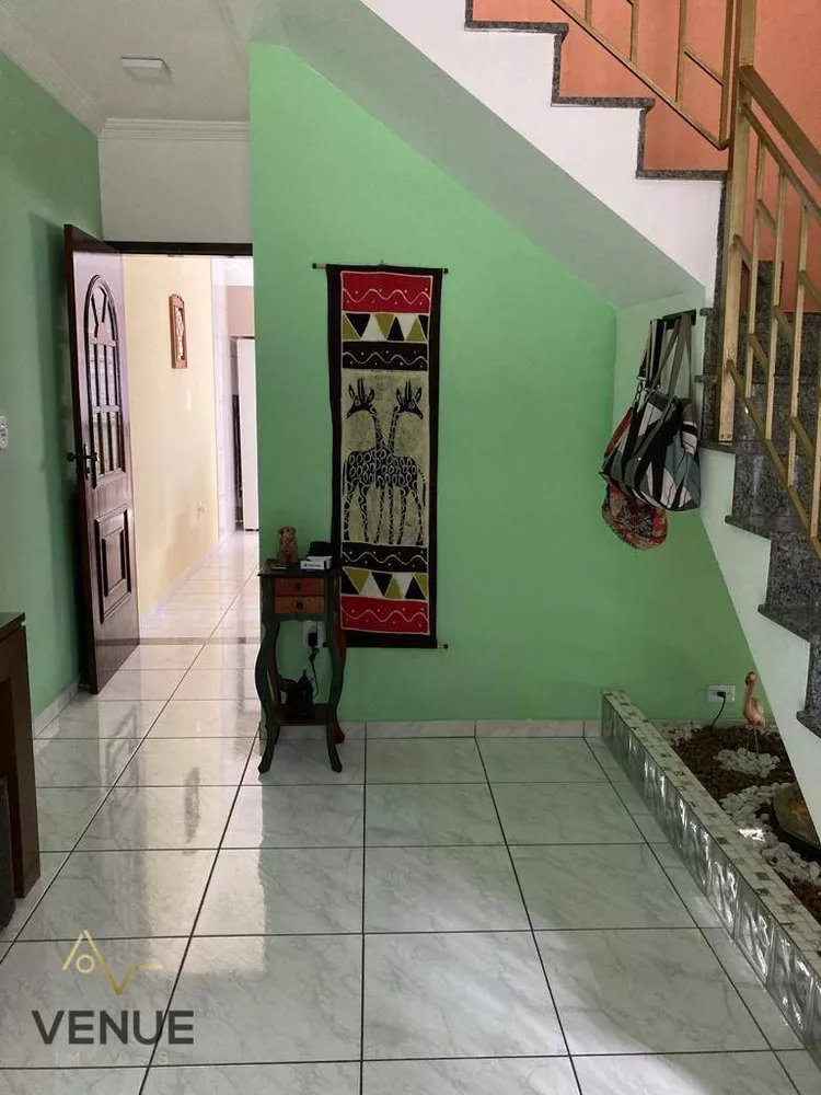 Sobrado, 4 quartos, 220 m² - Foto 1