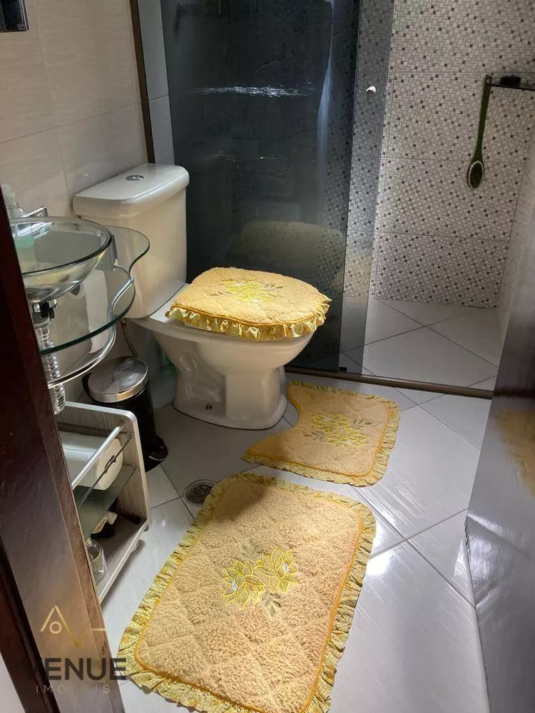 Sobrado, 4 quartos, 220 m² - Foto 2