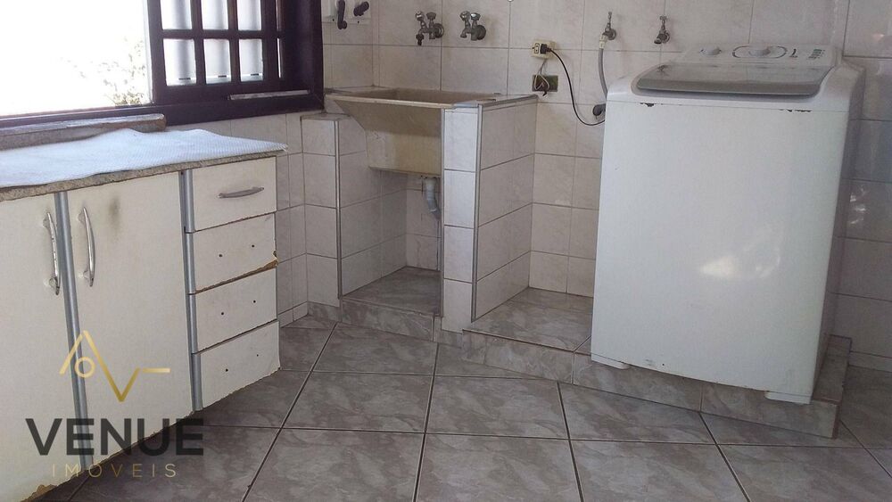 Sobrado, 3 quartos, 246 m² - Foto 4