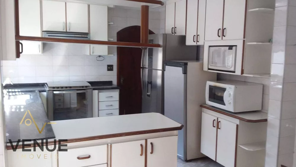 Sobrado, 3 quartos, 246 m² - Foto 6