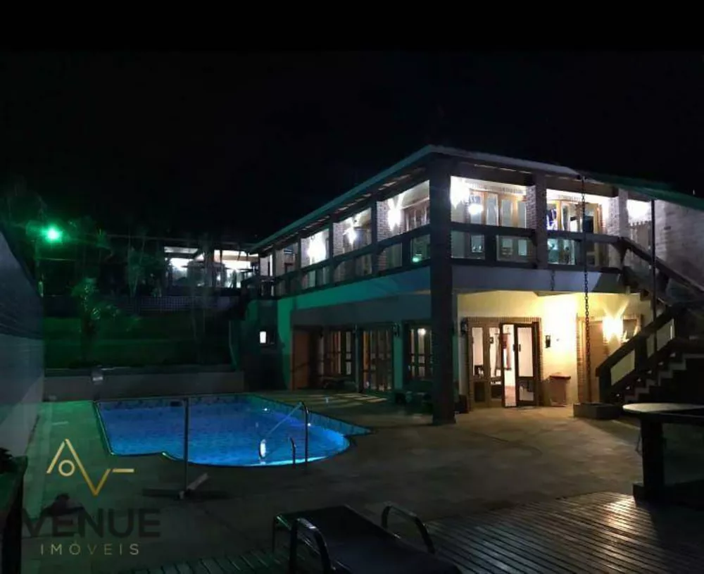 Chácara, 3 quartos, 1500 m² - Foto 1