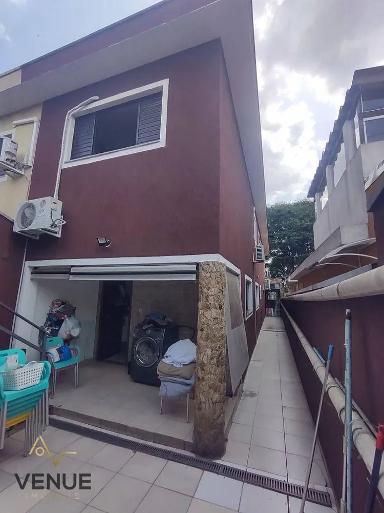 Sobrado, 3 quartos, 225 m² - Foto 1