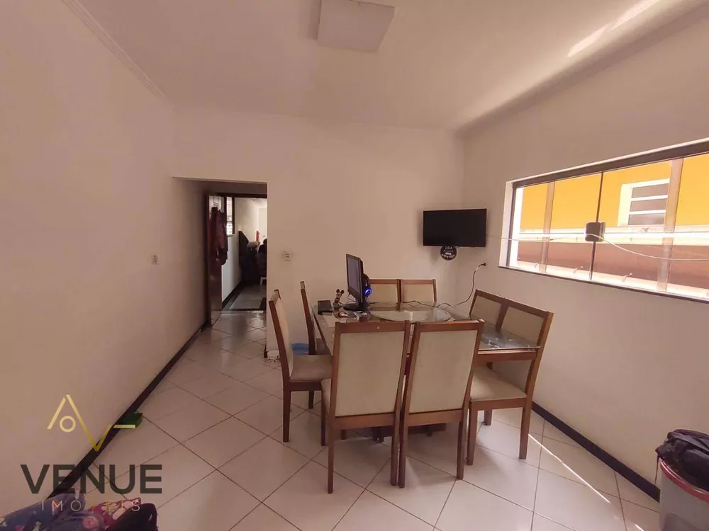 Sobrado, 3 quartos, 225 m² - Foto 2