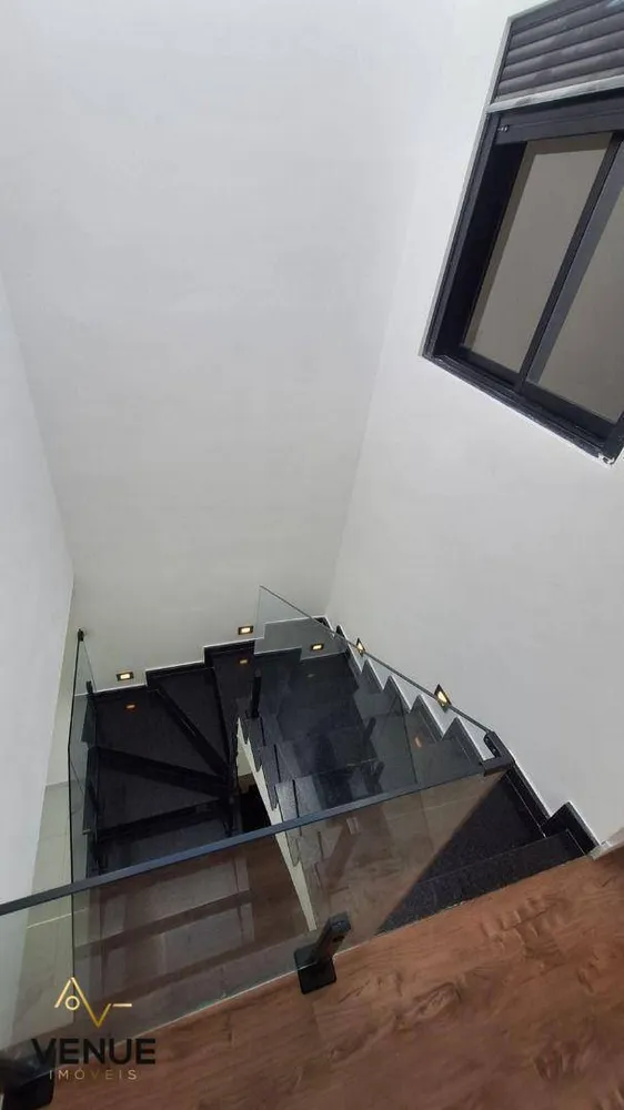 Sobrado, 3 quartos, 184 m² - Foto 2