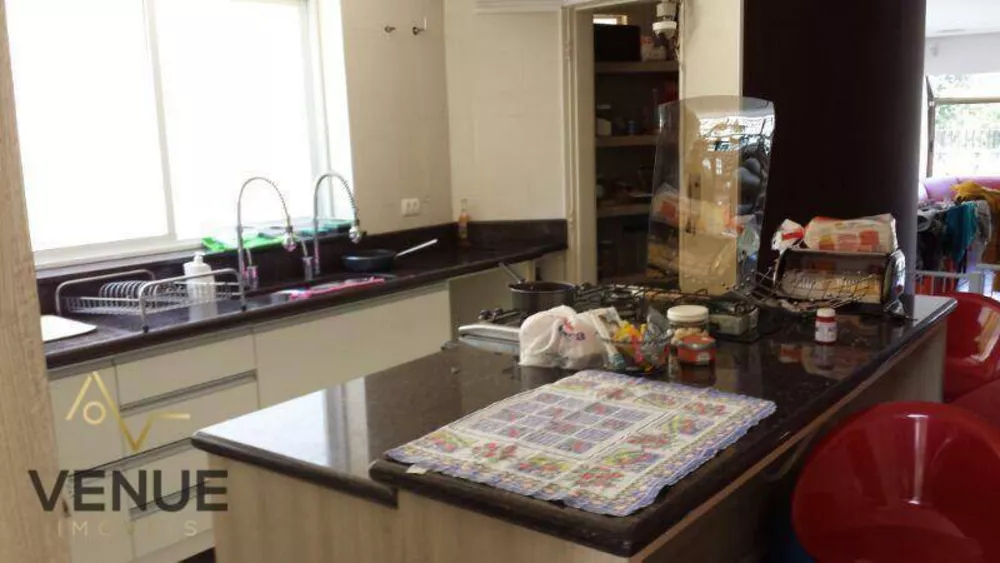 Sobrado, 5 quartos, 326 m² - Foto 2