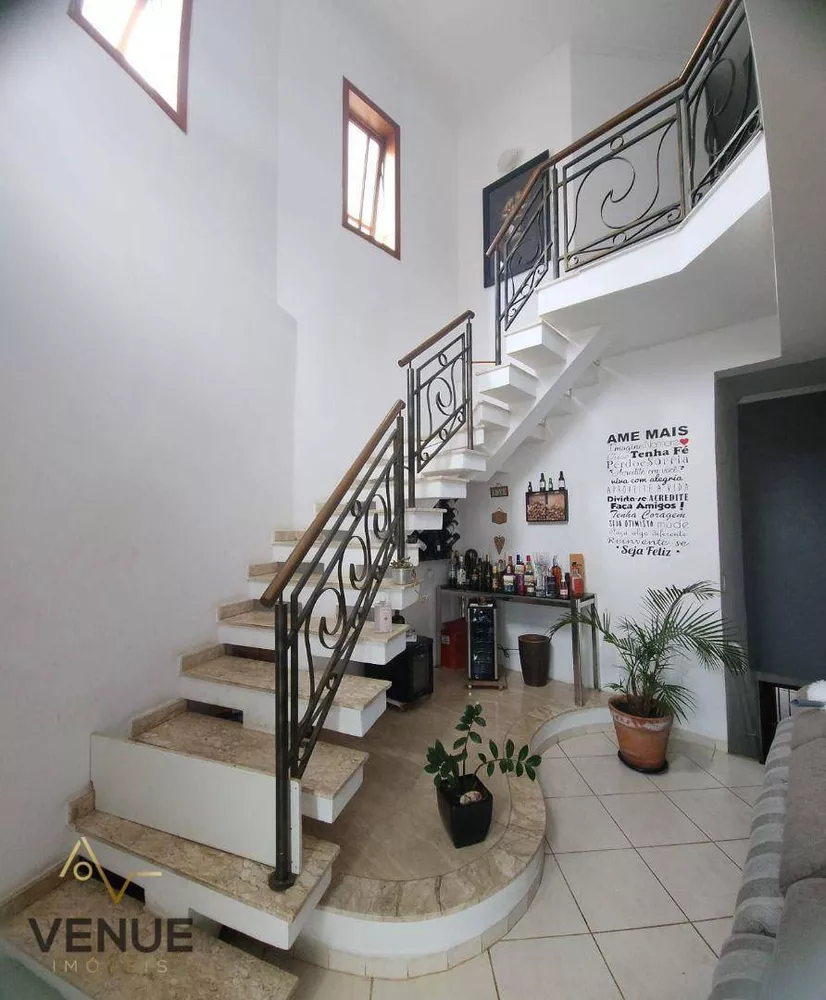 Casa, 5 quartos, 300 m² - Foto 5
