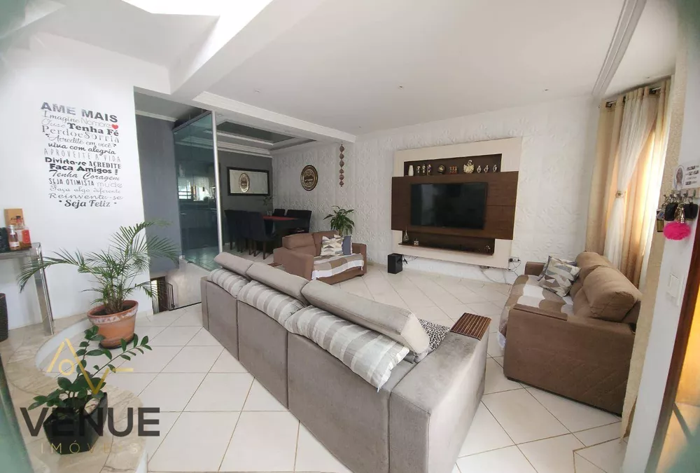 Casa, 5 quartos, 300 m² - Foto 4