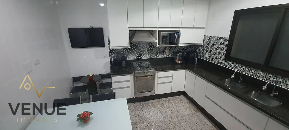Sobrado, 3 quartos, 197 m² - Foto 2